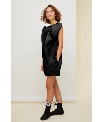 Robe en satin à maxi noeud de la marque