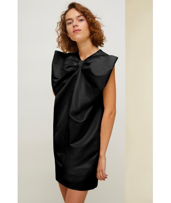 Robe en satin à maxi noeud de la marque