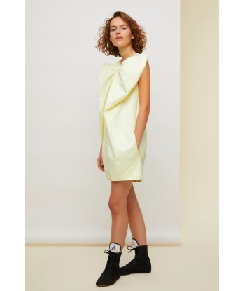 Robe en satin à maxi noeud rembourrage situé sous