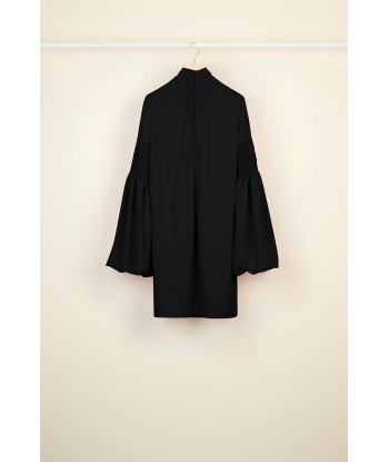 Robe courte à col lavallière Comparez plus de prix