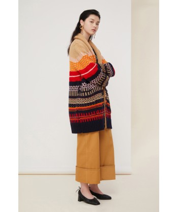 Maxi cardigan en jacquard est présent 